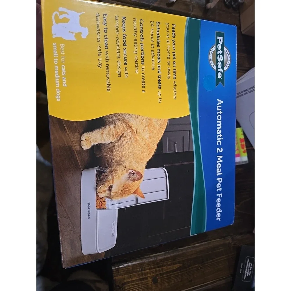 Petsmart 2 Meal Automatic Pet‎ Feeder